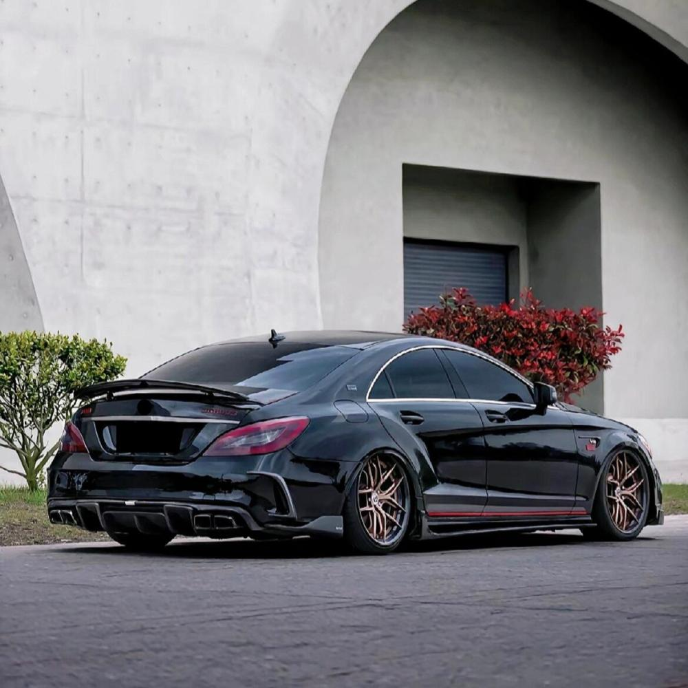 Carbon Fiber Side Skirt for Merceder Benz W218 CLS500 CLS63 AMG 2011-2018 Side Bumper Splitter Spoiler Lip Body Kit