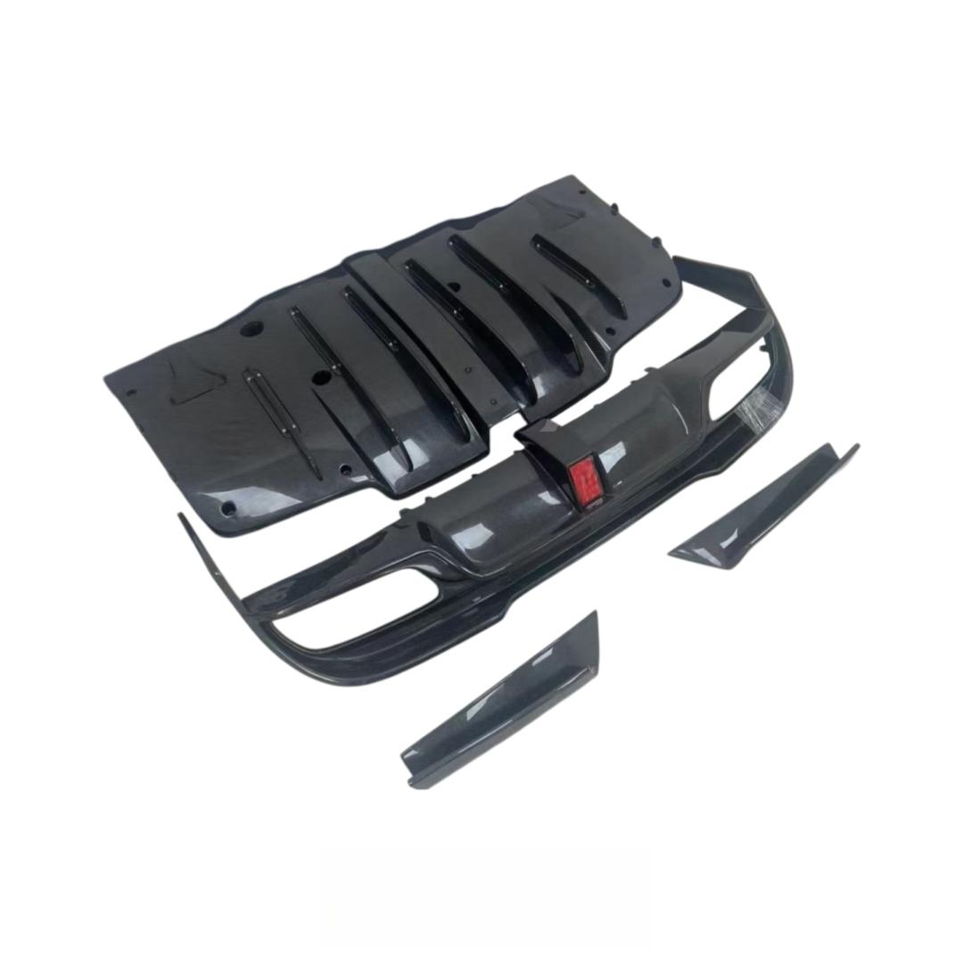 Carbon Fiber Rear Bumper Diffuser With Light for Mercedes Benz W205 C-Class C300 AMG C63 Sedan 2015-2021