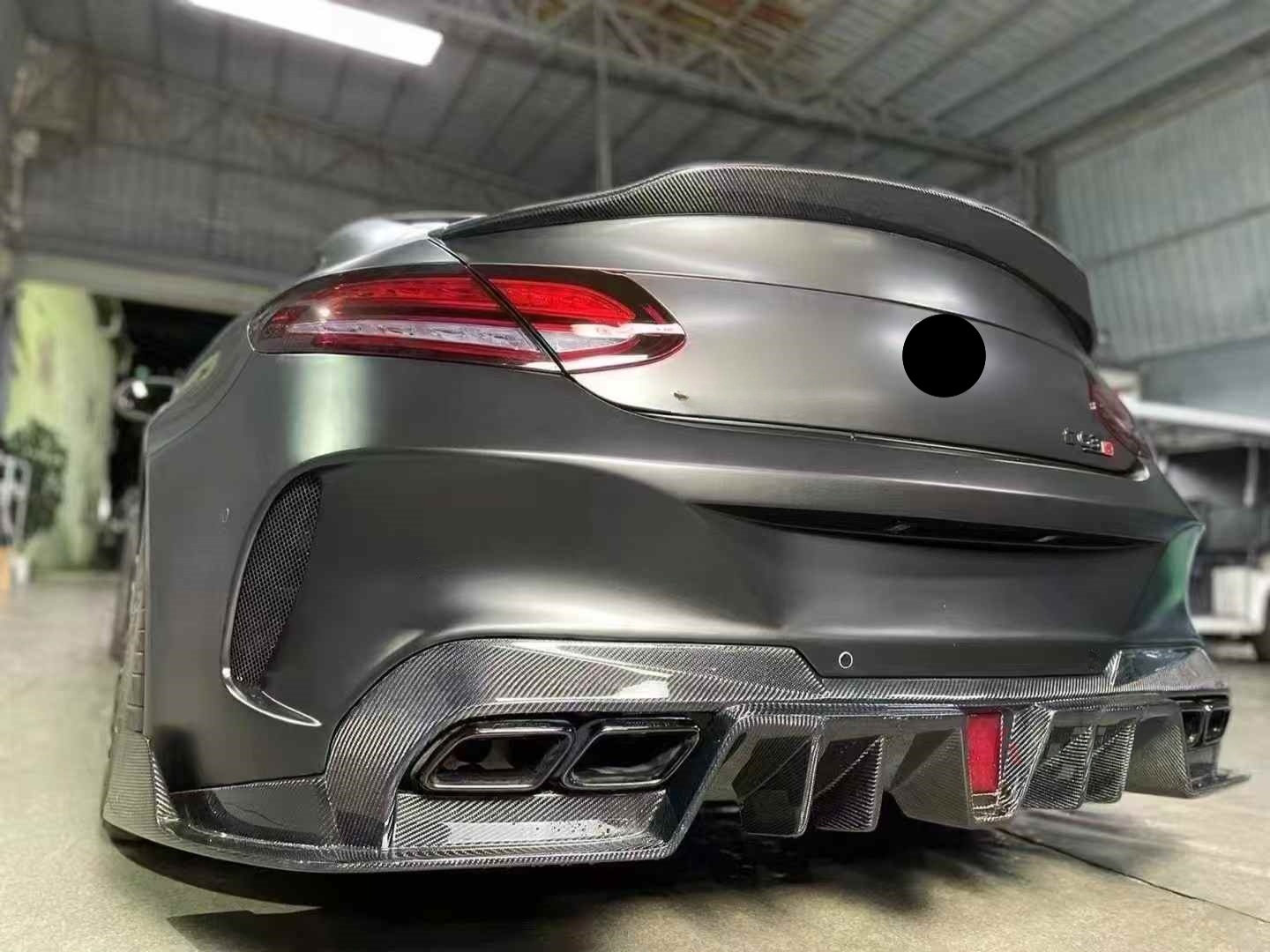 Carbon Fiber Rear Bumper for Merceder Benz W205 AMG C43 C63s Coupe 2015-2021 Carbon Rear Bumper Diffuser Body Kit